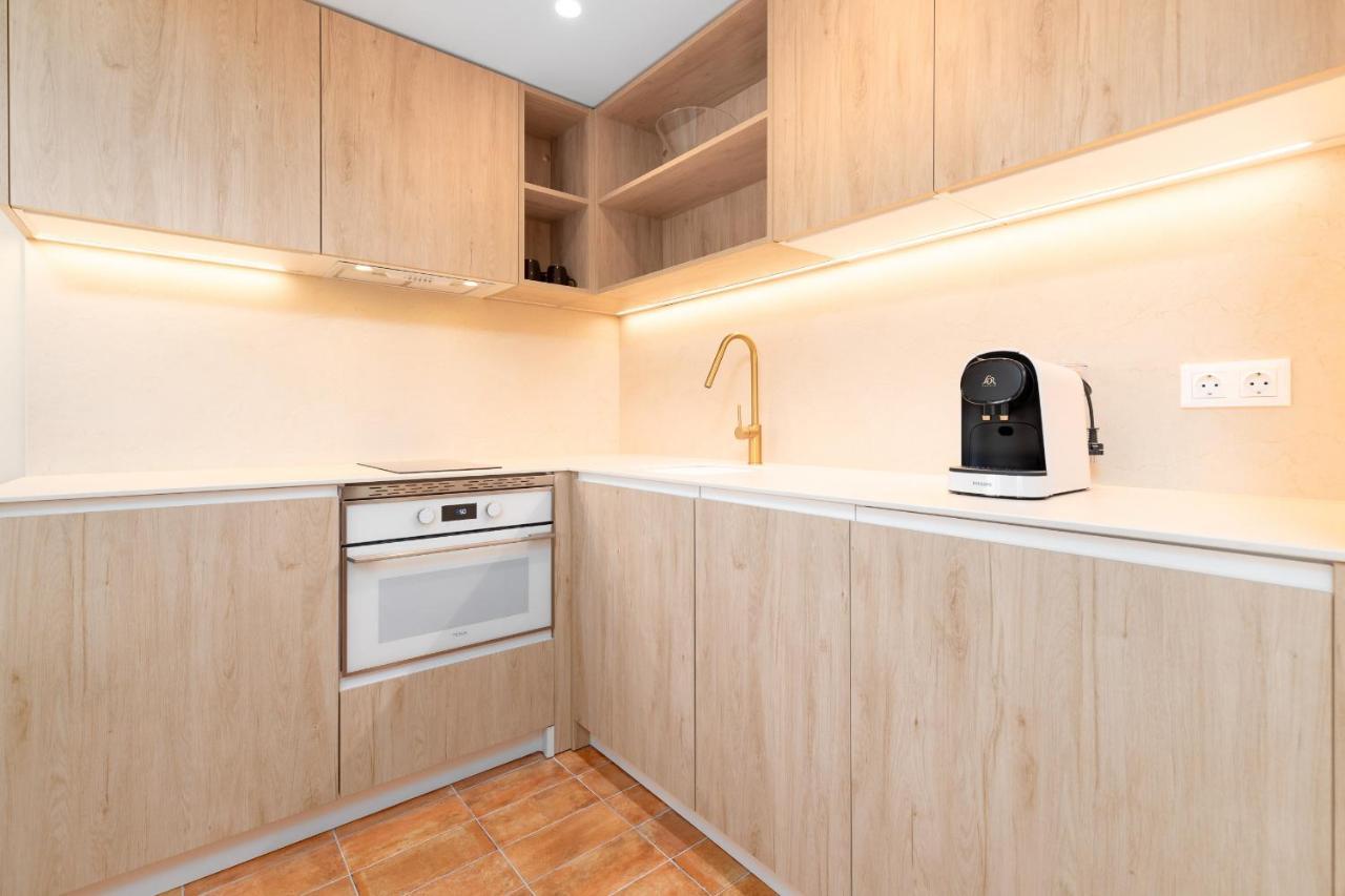 Apartamentos Las Ciencias H บาเลนเซีย ภายนอก รูปภาพ